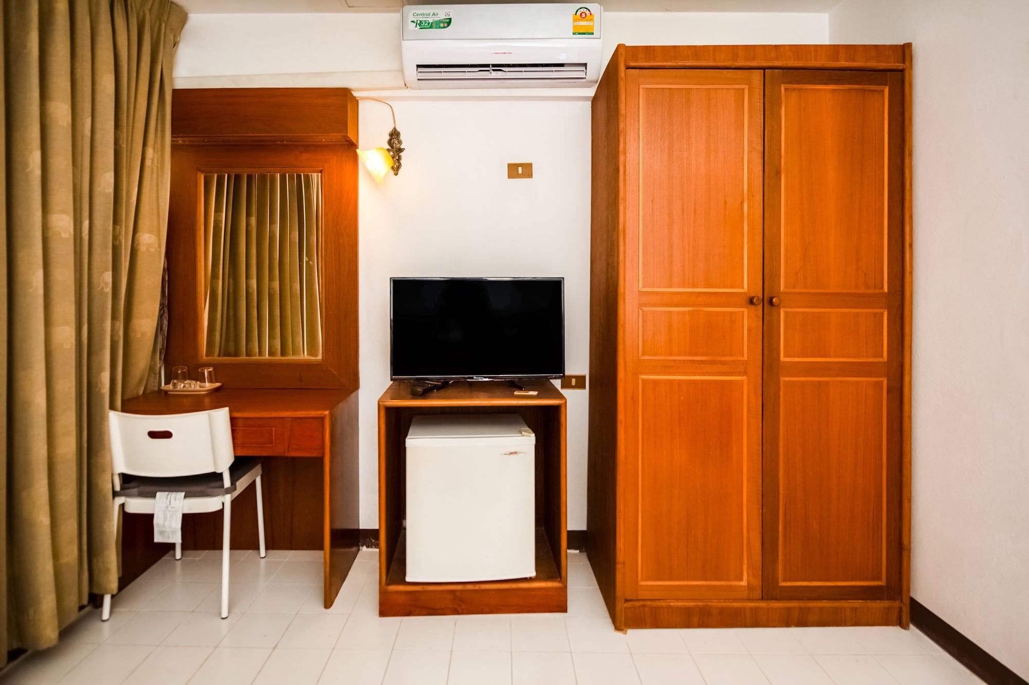 Oyo 320 Regent 2002 Guest House Phuket Zewnętrze zdjęcie