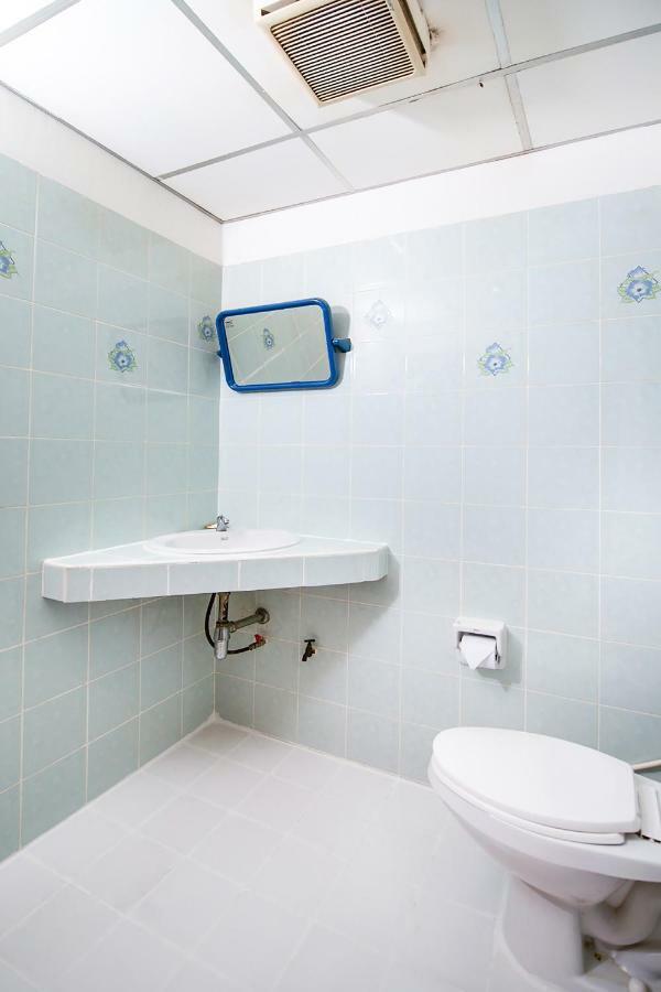 Oyo 320 Regent 2002 Guest House Phuket Zewnętrze zdjęcie