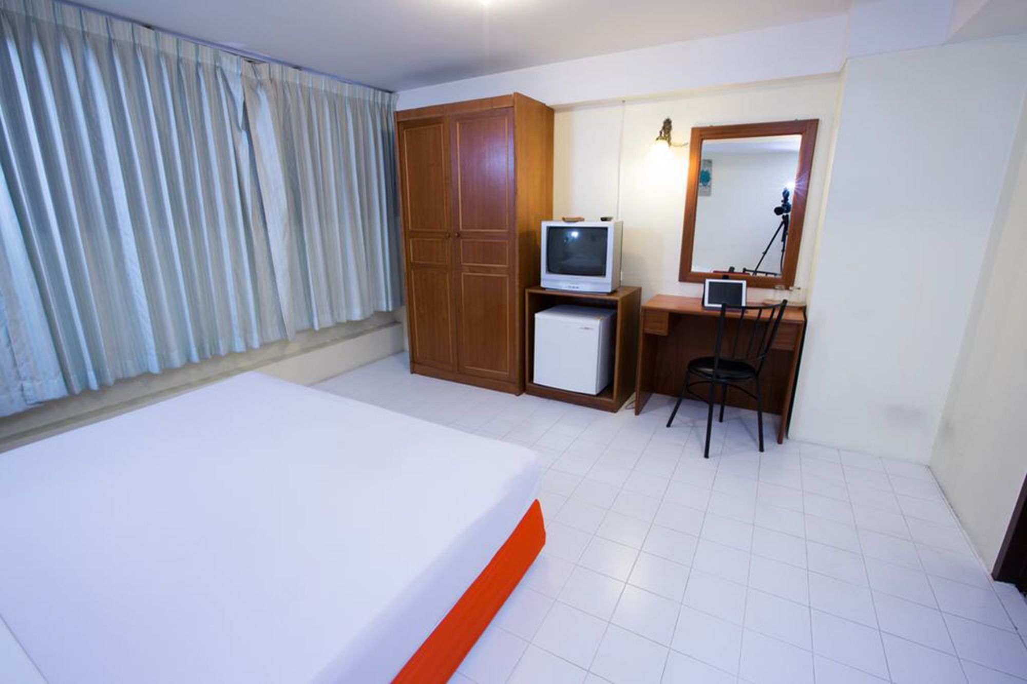 Oyo 320 Regent 2002 Guest House Phuket Zewnętrze zdjęcie