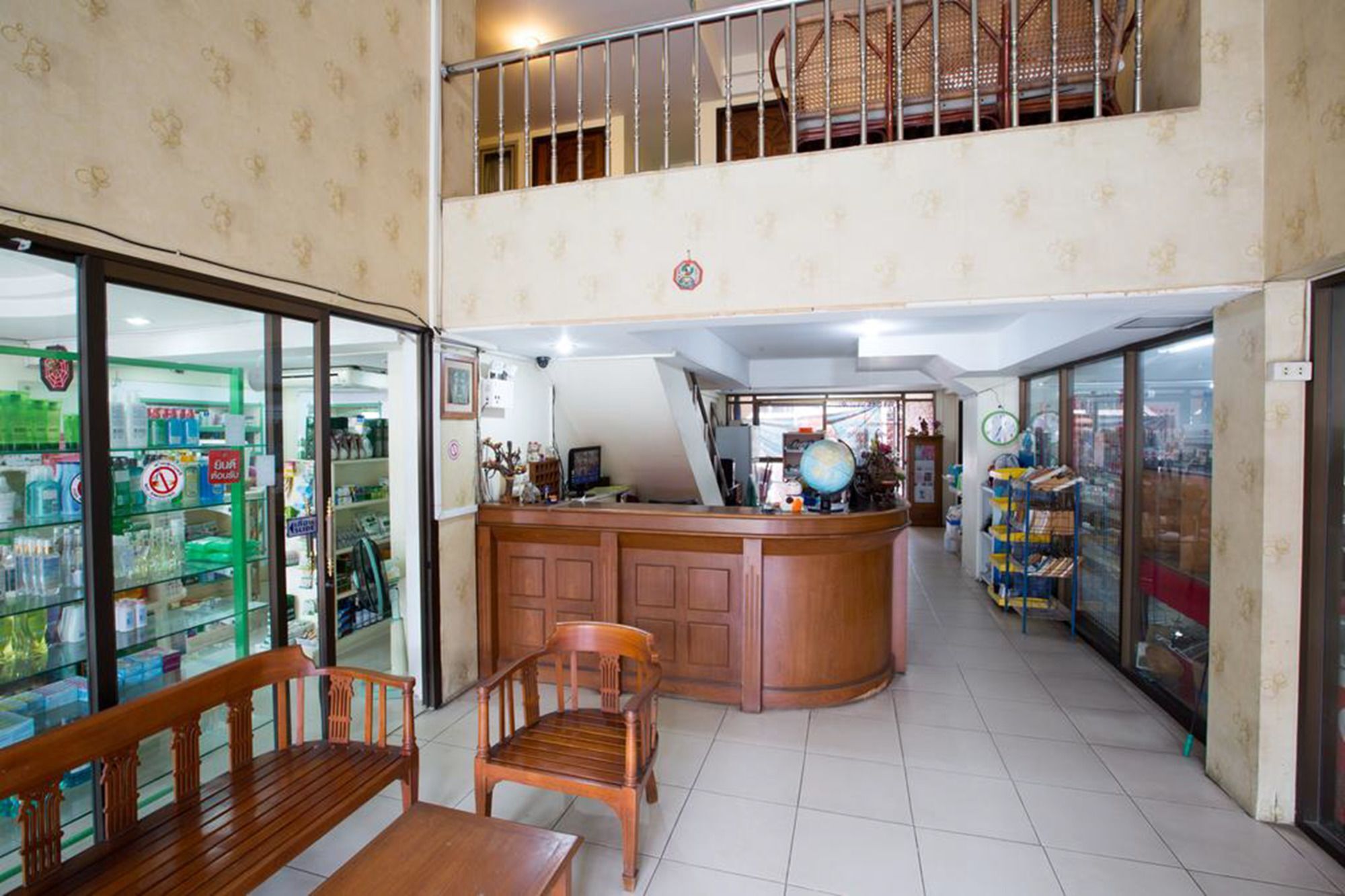 Oyo 320 Regent 2002 Guest House Phuket Zewnętrze zdjęcie