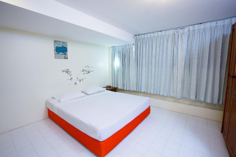 Oyo 320 Regent 2002 Guest House Phuket Zewnętrze zdjęcie